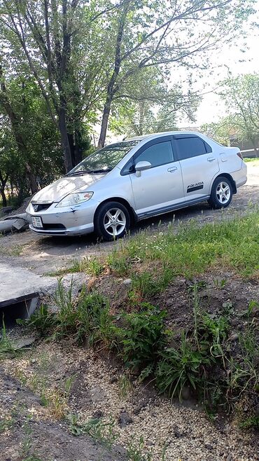 машины фит: Honda Fit Aria: 2003 г., 1.5 л, Вариатор, Газ