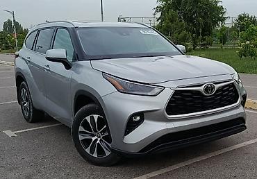 saf: Toyota Highlander: 2023 г., 2.4 л, Автомат, Бензин, Внедорожник — 1