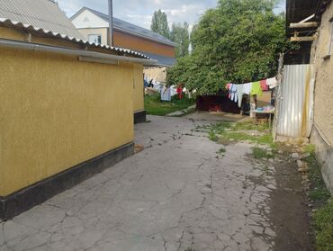 жер уй сатылат бишкек: Үй, 2 кв. м, 4 бөлмө