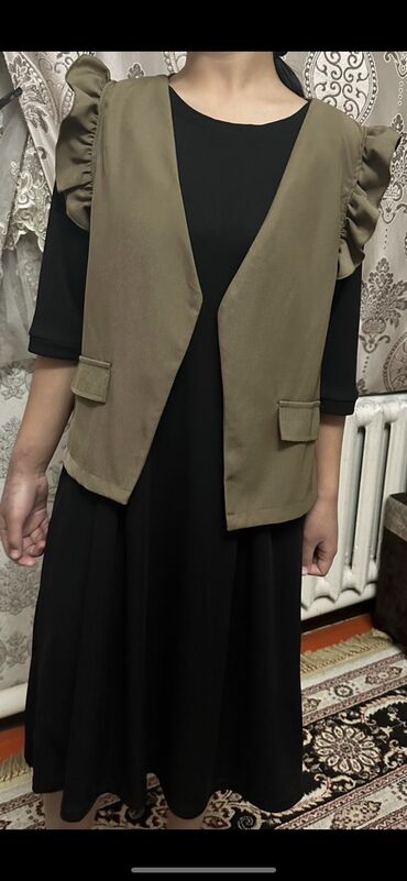 Женская одежда: Вечернее платье, Средняя модель, С рукавами, 4XL (EU 48)