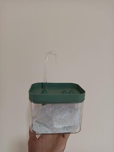 yemler: Pişik və itlər üçün su çeşməsi – 1.5 L tutum - Heyvanlar üçün daim — 1