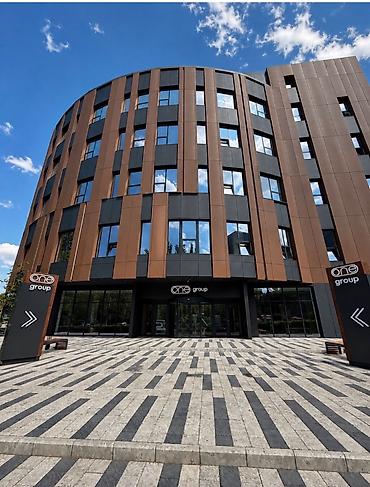 Сдаю Офисный кабинет: 22 м², В бизнес центре, С ремонтом, Первая линия, С отдельным входом, С системой безопасности