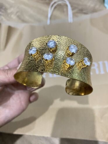 Bijuteriya dəstləri: Qızılı manşet bilərzik + makrame qolbaq seti - Manşet bilərzik: Geniş — 4