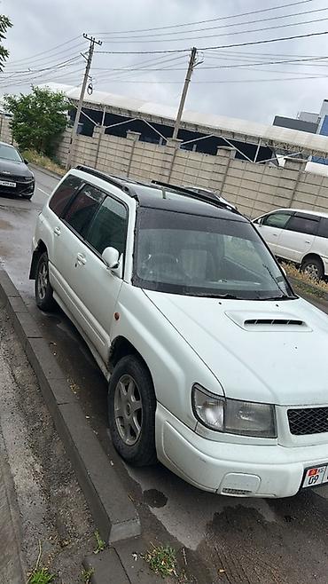 Subaru Forester: 2000 г., 2 л, Автомат, Газ, Кроссовер