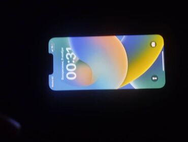 купить айфон 15 про бишкек: IPhone 13, Красный, Чехол