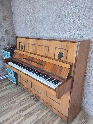 trenajor daşları: Məhsul: Akustik upright piano – “Belarus” (klassik model) Təsvir: - — 2