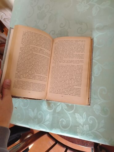 Jiletlər: Məhsul dəsti: 1) Əl toxuması yun jilet - Rəng: krem (təbii ağ), qara — 29