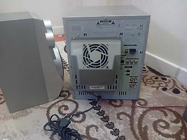 Другая аудиотехника: Музыкальный центр Samsung с двумя акустическими колонками Основные — 2