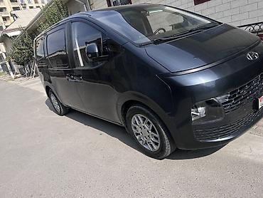 20 лет: Hyundai Staria: 2021 г., 2.2 л, Автомат, Дизель, Фургон — 2