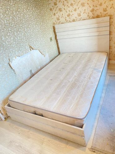 Çarpayılar: İşlənmiş, Təknəfərlik çarpayı, Bazalı, Matras ilə, Siyirməsiz