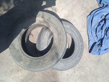шины для фронтального погрузчика: 245/70r16
1000 сом штука
