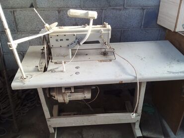 rasposhivalka typical: Швейная машина Typical, Автомат