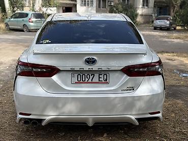 hybrid: Toyota Camry: 2023 г., 2.5 л, Автомат, Гибрид, Седан — 2