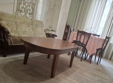 стол аренда: Журнальный столик, Малайзия, красное дерево, массив, крепкий