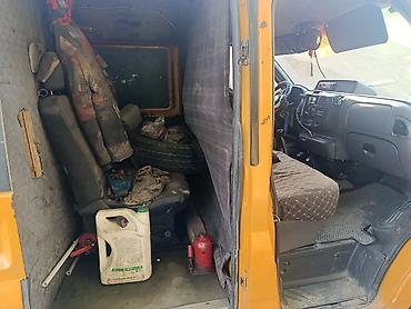 sprinter 412: Ford Transit: 2004 г., 2 л, Механика, Дизель, Фургон — 3