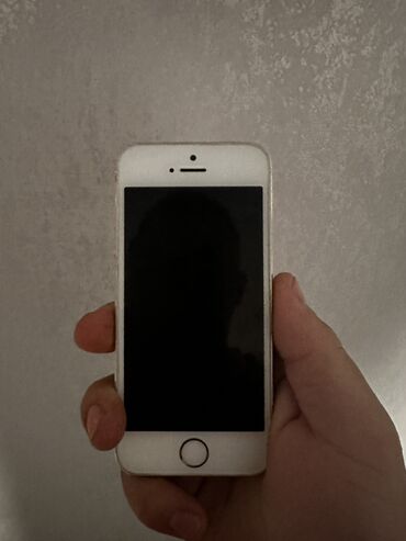 Apple iPhone: IPhone 5s, Б/у, 16 ГБ