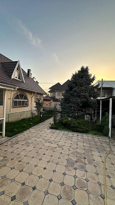 юг: 🏡 СРОЧНО ПРОДАЁТСЯ уютный 2-этажный дом в районе Юг-2 📍 ул. Горького / — 2