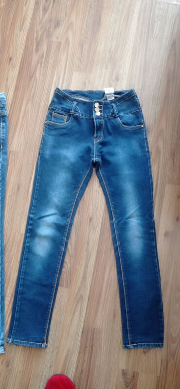 exact jeans farmerice x: Farmericetrenerke i helanke za devojčice. Komad 400din. Pitajte sta