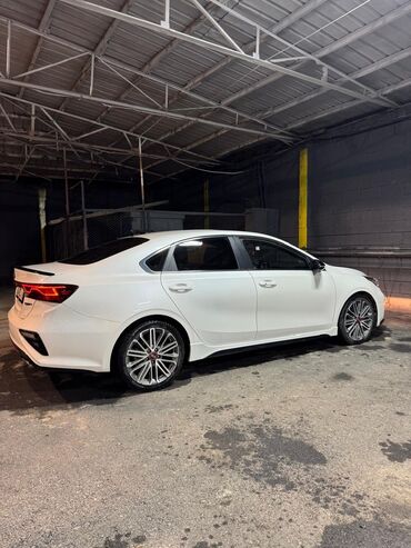 Kia: Kia K3: 2019 г., 1.6 л, Робот, Бензин, Седан — 3