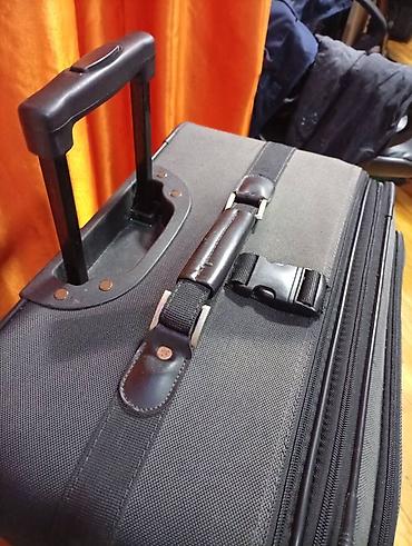 Putni koferi i torbe: Veliki kofer na točkiće – American Tourister. 75 45 30 - — 6