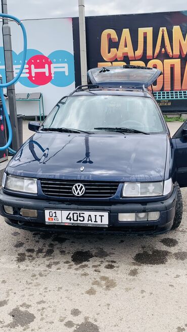 ������������������ ���������������� ������������: Volkswagen Passat: 1993 г., 1.8 л, Механика, Бензин, Универсал