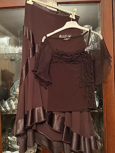 Dəstlər, kostyumlar: Qadın geyim dəsti və paltarlar 1) Qəhvəyi şifon 2 hissəli dəst - — 1