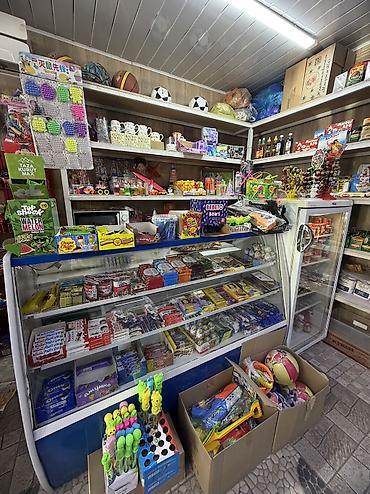 место для магазина: Сдаю The entire store: Cosmetics, perfumes, 30 м², Отдельностоящий магазин, Действующий — 2