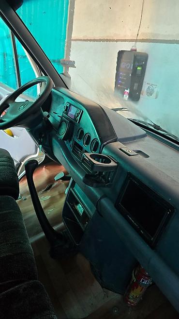 space runner: Mercedes-Benz Спринтер: 1995 г., 2.9 л, Фургон — 8
