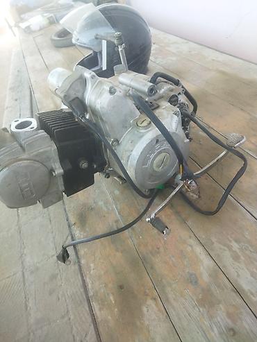 двигатель на велосипед: Moped/motosiklet üçün benzin mühərriki və ötürücü blok 125 kub - Tip — 1
