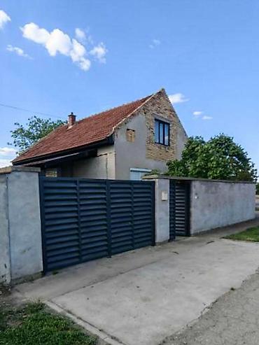 prodaja kuca vrbas: Na prodaju kuća u Bačkom Gračacu, Opština Odžaci, 97 m2 - 2 spavaće — 1