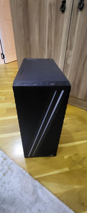 Masaüstü kompüterlər və iş stansiyaları: Masaüstü kompüter AeroCool Texniki göstəricilər: - Prosessor: Intel — 2