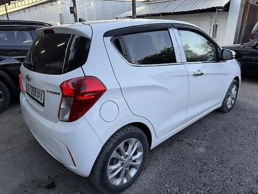 shevrolet lacetti: Chevrolet Spark: 2020 г., 1 л, Автомат, Бензин, Хэтчбэк — 3