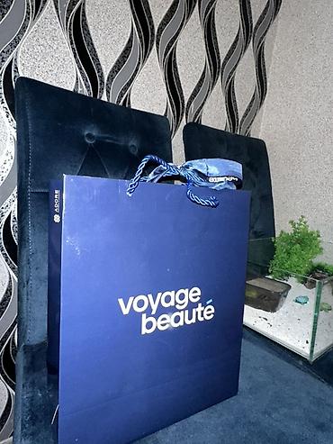 seyf paket: Voyage Beauté brendinin hədiyyə paketi - Rəng: tünd göy (lacivərt) — 4
