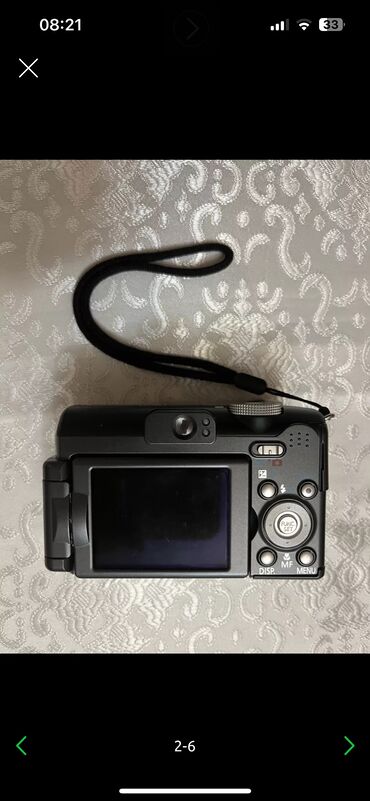 foto cekmek: Canon PowerShot A640 modeli kamera. 4 ədəd AA batareya ilə işləyir