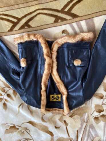 melek tortu: Gödəkçə 0101 Brand, M (EU 38), rəng - Qara