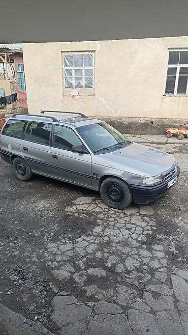 ош е34: Opel Astra: 1994 г., Кол менен иштөөчү, Универсал — 3