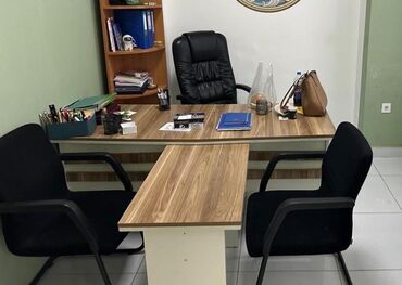 Ofis masaları: Dördbucaq masa