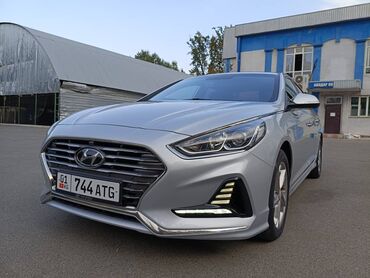 елентра хундай: Hyundai Sonata (рестайлинг) — серебристый седан бизнес-класса
