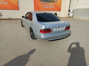 bmv qiymətləri: Mercedes-Benz E 240: 2.4 l | 1999 il Sedan