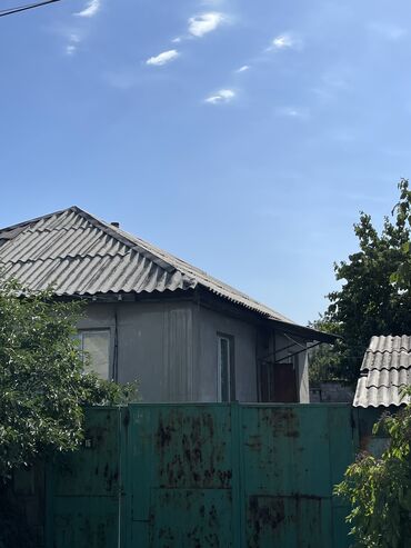 снять дом в бишкуле на длительный срок: 58 кв. м, 4 бөлмө, Унаа токтотуучу жай, Сарай
