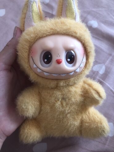 оюнчук машына: Labubu 650 сом
