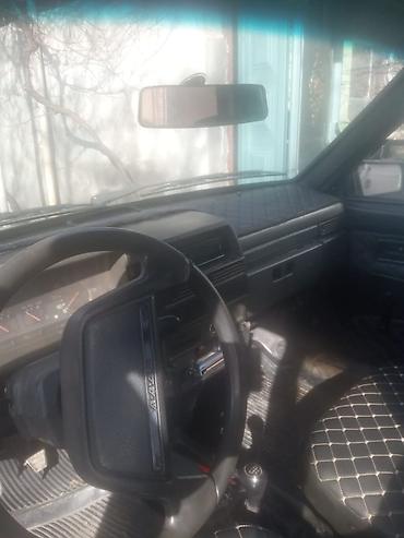 VAZ (LADA): Lada Samara sedan Xüsusiyyətlər: - Kuzov: 4 qapılı sedan, açıq-bej — 11