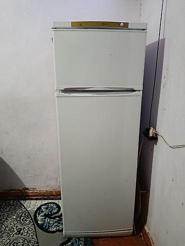 satfinder satisi: İkiqapılı məişət soyuducusu - Üst hissədə ayrıca dondurucu bölmə, alt — 3