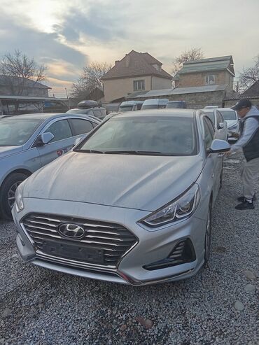 саната соната: Hyundai Sonata: 2018 г., 2 л, Автомат, Газ, Седан