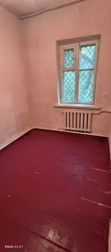 ошто жер сатылат: 37 кв. м, 3 бөлмө, Жылытылган, Брондолгон эшиктер, Унаа токтотуучу жай