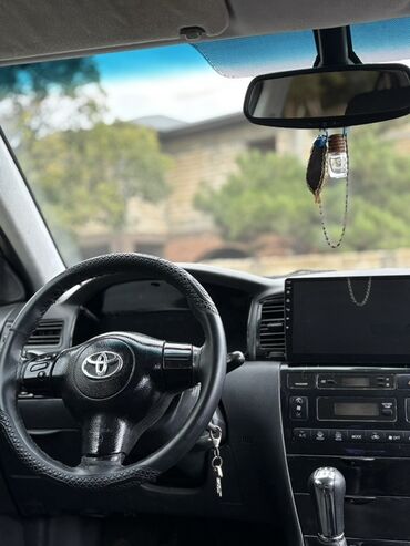 Toyota: Toyota Corolla: 1.4 l | 2005 il Hetçbek — 28