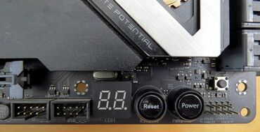 Matične ploče: Komplet AMD Ryzen 7 5700X3D + ASRock X570 Taichi Wi-Fi &Bluetooth — 9