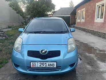Toyota: Toyota Vitz: 2005 г., 1.3 л, Автомат, Бензин, Хэтчбэк — 1