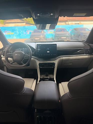BYD: BYD Song Plus: 2025 г., 1.5 л, Робот, Гибрид, Кроссовер — 8