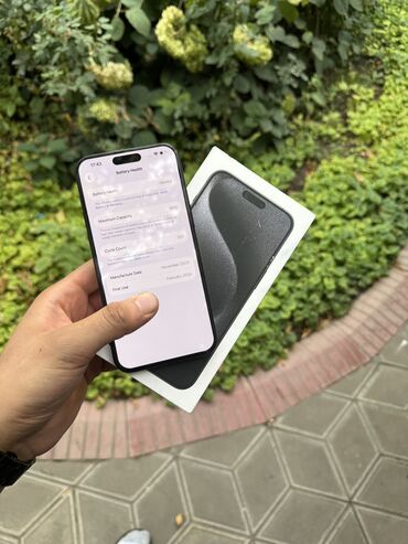 xr в корпусе: IPhone 15 Pro Max, Б/у, 256 ГБ, Black Titanium, 90 %